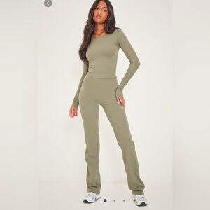 Pretty Little Thing: Two Piece set